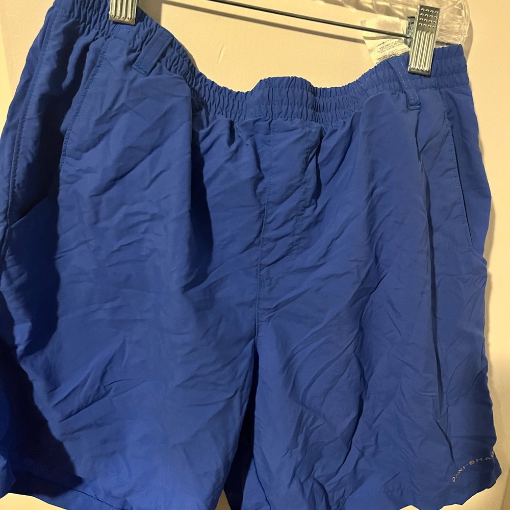 Youth. XL. Columbia Vibrant Blue Active Shorts